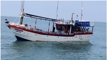 സമുദ്രാതിര്‍ത്തി ലംഘിച്ച് ശ്രീലങ്കന്‍ ബോട്ട്; ആറംഗ സംഘവും കസ്റ്റഡിയില്‍