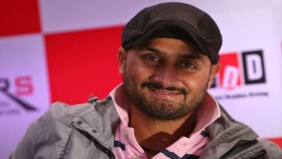 ഹര്‍ഭജന്‍റെ സിനിമയില്‍ ബിഗ്ബോസ് താരം നായിക