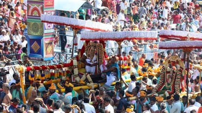 తిరుమల సమాచారం:  భారీ వర్షంతో  ఇబ్బందుల్లో భక్తులు