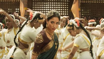 సైరాలో 'లక్ష్మీ' పాత్ర మిస్.. తమన్నాని చూసి ఏడుస్తున్న హీరోయిన్లు