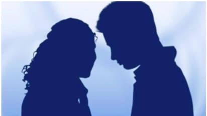 கணவன்- மனைவிக்குள் தாம்பத்யம் தாண்டி இருக்கும் "காதலை" தெரிந்துக்கொள்வது எப்படி..?