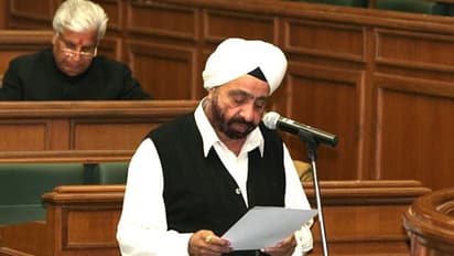 Setback for Congress after MLA Parlad Singh Sawhney joins AAP