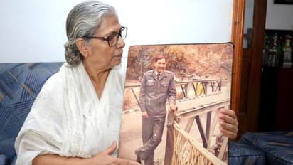 Squadron Leader Ravi Khanna martyred in 1990, engraved on National War Memorial