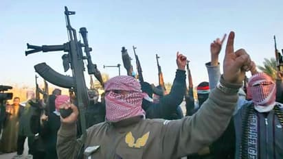 अफगान तालिबान ने अपने 11 सदस्यों के बदले तीन भारतीय बंधकों को किया रिहा : रिपोर्ट