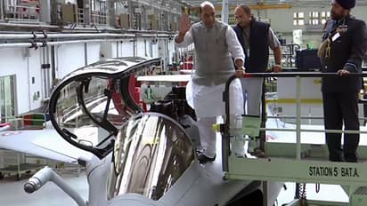 Rajnath Singh receives Guard of Honour by French Republican Guards in Paris