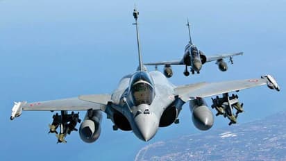 রাফাল মামলার পুনর্বিবেচনার আর্জি খারিজ সুপ্রিম কোর্টে