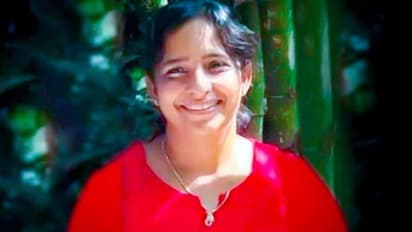 జాలీకి ఆడపిల్లలంటే ద్వేషమా: కొద్దిలో మిస్సయిన ఇద్దరు చిన్నారులు