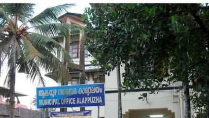 തർക്കങ്ങൾ നിലനിൽക്കെ ആലപ്പുഴ നഗരസഭാ ചെയർമാൻ സ്ഥാനത്തേക്കുള്ള തെരഞ്ഞെടുപ്പ് ഇന്ന്