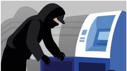 క్రైం బ్రాంచ్ నుంచి సస్పెండైన కానిస్టేబుల్ చేసిన క్రైంకి... పోలీసులకే దిమ్మతిరిగింది..