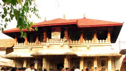 ಉಡುಪಿ ಕೃಷ್ಣಮಠದ ಮುಖ್ಯಪ್ರಾಣ ಗುಡಿಗೆ ಚಿನ್ನದ ಹೊದಿಕೆ