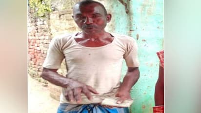 बंदर की तरह 20 घंटे तक नदी के बीच में चट्टान पकड़कर बैठा रहा यह शख्स