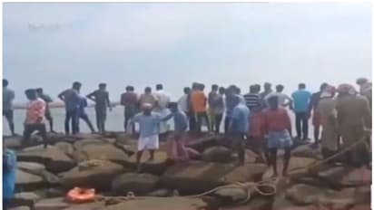 തിരുവനന്തപുരത്ത് കടലിൽ കുളിക്കാനിറങ്ങിയ രണ്ട് വിദ്യാർത്ഥികളെ കാണാതായി