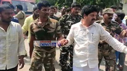 ఆ మంత్రులను వెంటనే భర్తరఫ్ చేయాలి...: కొల్లు రవీంద్ర డిమాండ్