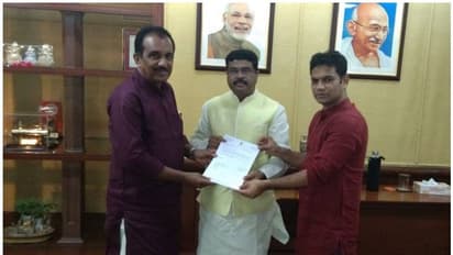 ബിപിസിഎൽ സ്വകാര്യവത്കരണം: കോണ്ഗ്രസ് എംപിമാർ കേന്ദ്രമന്ത്രിക്ക് നിവേദനം നൽകി