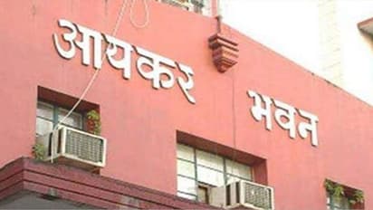 तमिलनाडु के कोचिंग सेंटर से 30 करोड़ की नकदी जब्त, आयकर विभाग ने एक साथ 17 ठिकानों पर की छापेमारी