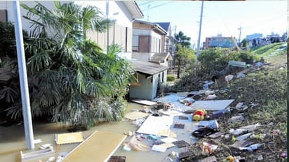 Typhoon Phanfone: 28 deaths, 12 missing after Christmas storm batters central Philippines