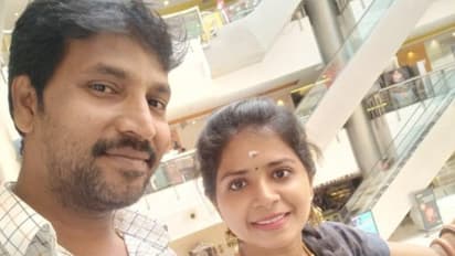 அஜித்தின் ரசிகர்களுக்காக கணவரோடு சேர்ந்து மதுமிதா செய்த செயல்! தீயாய் பரவும் புகைப்படம்!