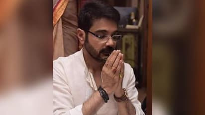 আলপনায় সাজল বাড়ি, পায়ে পায়ে লক্ষ্মী আসছেন বুম্বাদার ঘরে