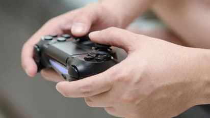 Apple working on gaming controller? Here's what new patents suggest