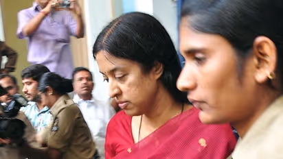 ఓఎంసీ కేసులో శ్రీలక్ష్మి మెమో డిస్మిస్ చేసిన సీబీఐ కోర్టు...