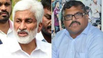 ఇంటి నుంచే జగన్ పని: సచివాలయంపై పుకార్లు, అమరావతిపై అనుమానాలు