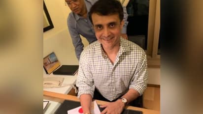 బిసిసిఐలో "దాదా" గిరి: గంగూలీతో వైరం,  రవిశాస్త్రికి చిక్కులే