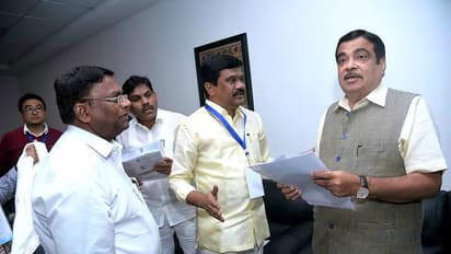 తెలంగాణ హైవేలకు రూ.2వేల కోట్లు కేటాయించండి: నితిన్ గడ్కరీని కోరిన వేముల ప్రశాంత్ రెడ్డి