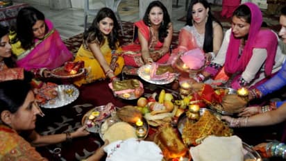 আজকের এই বিশেষ দিনে স্বামীর মঙ্গল কামনায় পালন করা হয় এই ব্রত