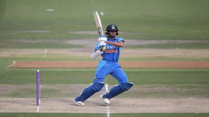 ১৭ বছর বয়সে ডবল সেঞ্চুরি, নতুন ইতিহাস গড়লেন মুম্বাইয়ের যশস্বী