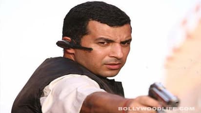 मां के जेल जाने पर बोले बॉलीवुड अभिनेता, अपनी मां और खालाओं पर गर्व है