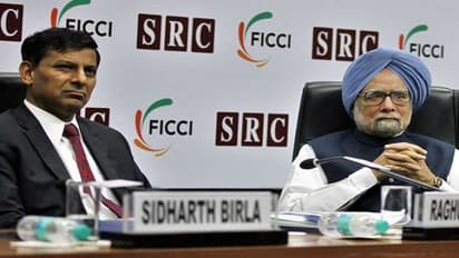 ಸಿಂಗ್-ರಾಜನ್ ಕಾಲದಲ್ಲೇ ವಿನಾಶ: ನಿರ್ಮಲಾ ಹೇಳಿಕೆಗೆ ನಡುಗಿತು ಆಕಾಶ!