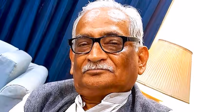 Counsel Rajeev Dhavan in trouble as Hindu outfit registers complaint for tearing up map in SC