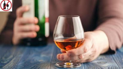 ಧಾರವಾಡ: ಬಾರ್ ಅನುಮತಿ ರದ್ದುಗೊಳಿಸದಿದ್ದಲ್ಲಿ ಉಗ್ರ ಹೋರಾಟ