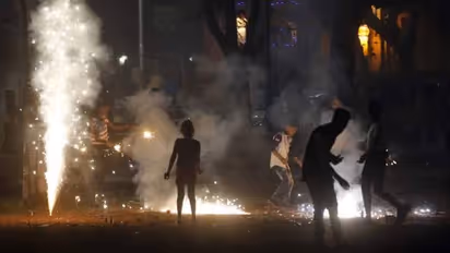 ರಾಜಧಾನಿಯಲ್ಲಿ ದೀಪಾವಳಿಗೆ ಪಟಾಕಿ ಸಂಪೂರ್ಣ ನಿಷೇಧ, ಮಾರಾಟ-ಸಿಡಿಸಲು ಅವಕಾಶವಿಲ್ಲ!