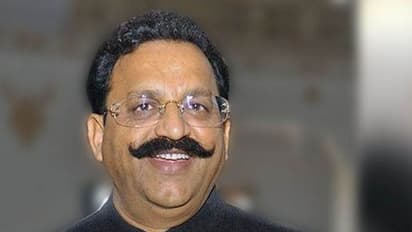 मुख्तार अंसारी के बेटे के घर से असलहे व साढ़े चार हजार कारतूस बरामद, करोड़ो में है इनकी कीमत