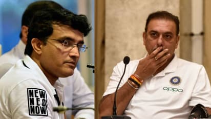 రవిశాస్త్రిని మరోలా వాడుకుందాం... గంగూలీ కామెంట్స్