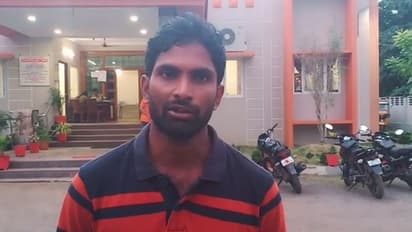 బ్యాంక్ వద్ద కాపుగాచి...వెంబడించి... పట్టపగలే రెచ్చిపోయిన దొంగలు