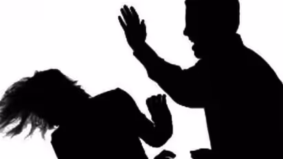 పోలీసుల అతి తెలివి... నలుగురు చిన్నారులపై వరకట్నం కేసు