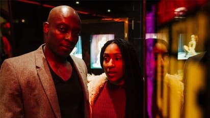 ഇത് 90 മിനിറ്റ് നീളുന്ന രതിയല്ല, ഒരു കലാരൂപം; ദമ്പതികള് മനസ് തുറക്കുന്നു