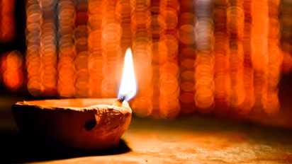 কার্তিক মাসে ভুল করেও এই ৫ কাজ করা উচিত নয়, ক্রুদ্ধ হন মা লক্ষ্মী 