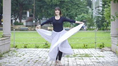 '10 -ാം വയസ്സിലനുഭവിച്ച പീഡനം എല്ലാവരില്നിന്നും അകറ്റി, പക്ഷേ, ആ മുറിവുമുണങ്ങി, കാരണമിതാണ്' റെനെല്ലെ പറയുന്നു