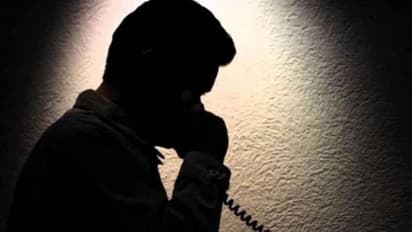 నేను కేటీఆర్ పీఏను.. మంత్రి ఇంటికి కొన్ని వస్తువులు కావాలంటూ...