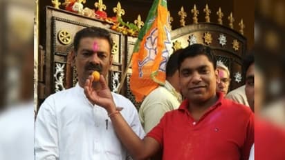 ধনতেরাসে সোনা রুপো কিনতে মানা, বদলে অস্ত্র কেনার পরামর্শ বিজেপি নেতার