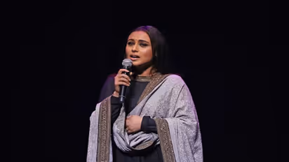 প্রথম ছবি মুক্তির দিনে বাবাকে প্রায় হারাতে বসেছিলেন, দুঃসহ সেই অভিজ্ঞতা শেয়ার করলেন রানি