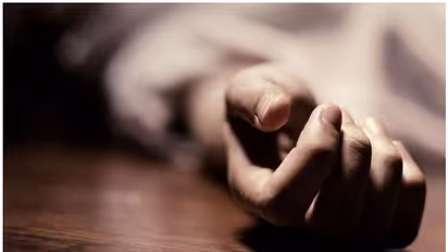 ఏపీలో ఇసుక కొరత.. మరో కార్మికుడు మృతి