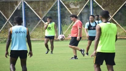 আইলিগের প্রস্তুতি তুঙ্গে ইস্টবেঙ্গল শিবিরে, নতুন টিম বাসের জন্য ভোটিং সোশ্যাল মিডিয়ায়