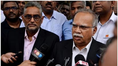 സാകിര് നായിക്കിനെ വിമര്ശിച്ച മലേഷ്യന് പ്രവിശ്യാ ഉപമുഖ്യമന്ത്രിക്കെതിരെ ഭീകരവാദക്കുറ്റം