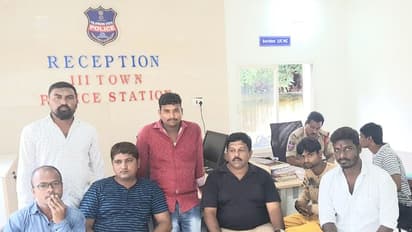 ప్రగతి భవన్ ముట్టడి... కరీంనగర్ జిల్లాలో భారీగా అరెస్టులు