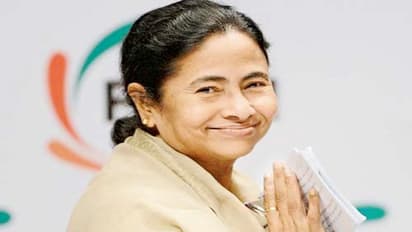 ২০২০-তে পুজোর ছুটি আরও বাড়ালেন মমতা, টানা পনেরো দিন 'মস্তিষ্কের বিশ্রাম'