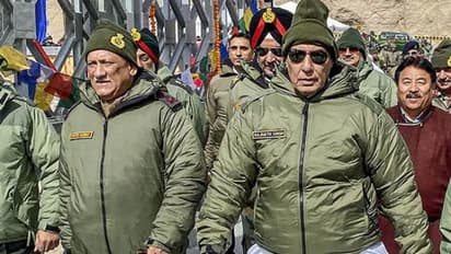 ലോകത്തിലെ ഏറ്റവും ഉയരം കൂടിയ യുദ്ധഭൂമി; സിയാച്ചിന്‍ വിനോദ സഞ്ചാരികള്‍ക്ക് തുറന്നുകൊടുത്ത് പ്രതിരോധമന്ത്രി